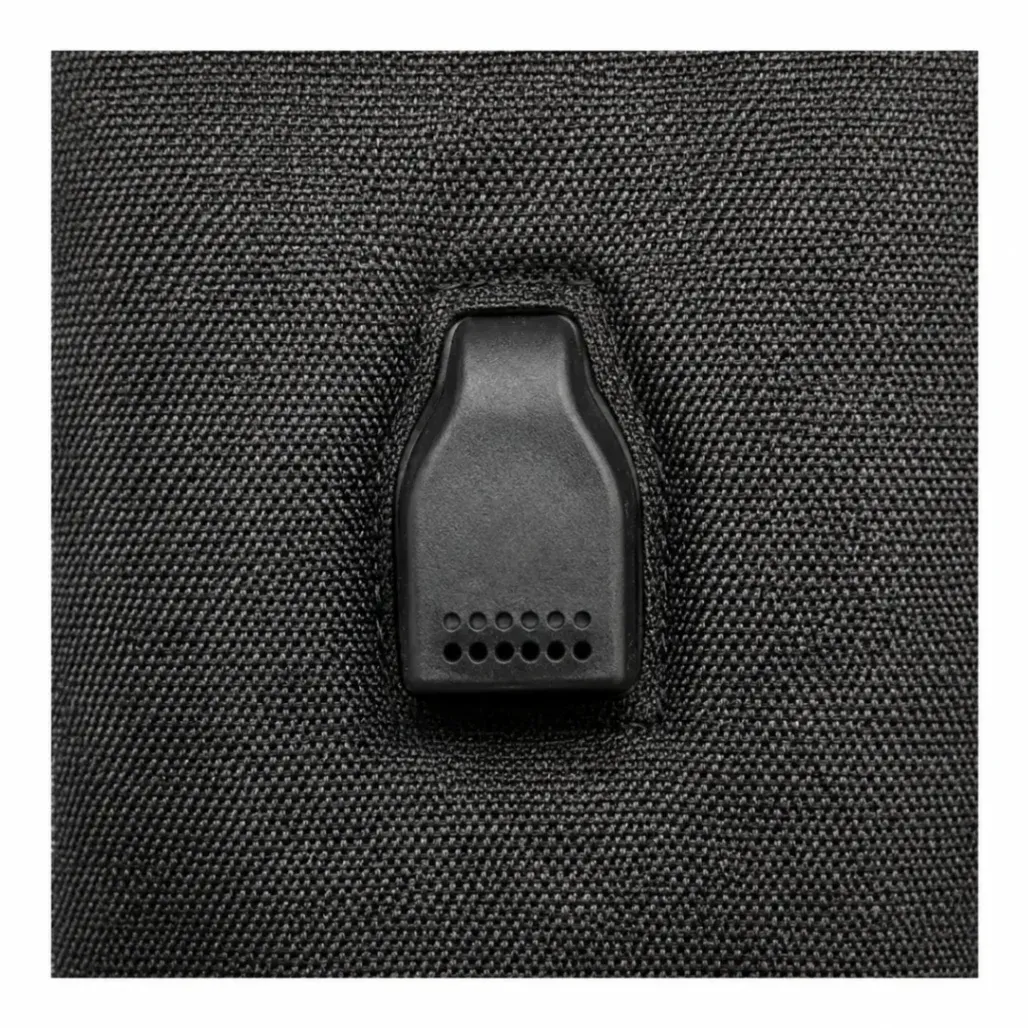 حقيبة ظهر مع USB - اسود 4